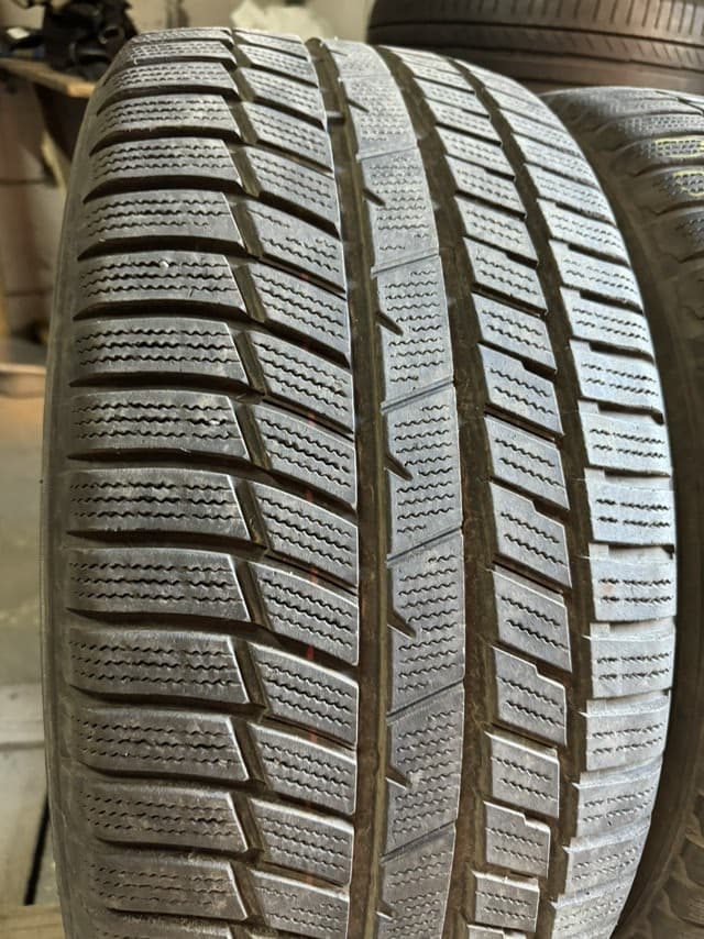 Вживані шини Toyo SnowProx S954 Suv 285/45 R 20