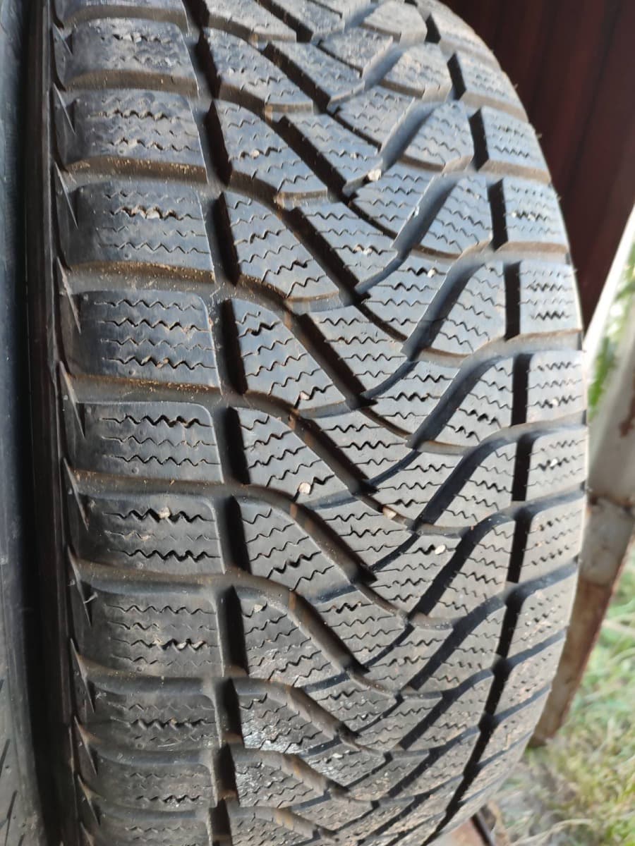 Вживані шини Firestone Winter Hawk 205/50 R 16
