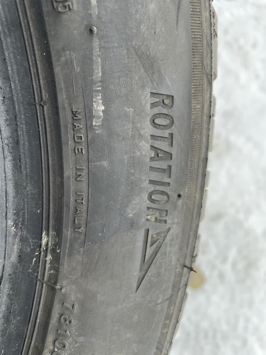 Вживані шини Bridgestone Blizzak LM005… 215/55 R 17