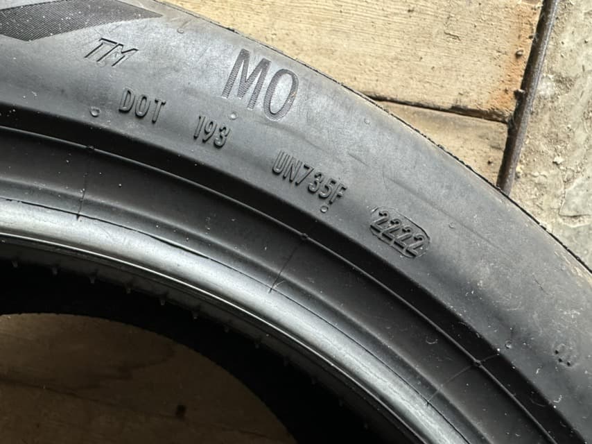 Вживані шини Pirelli CinturatoP7 275/40 R 18