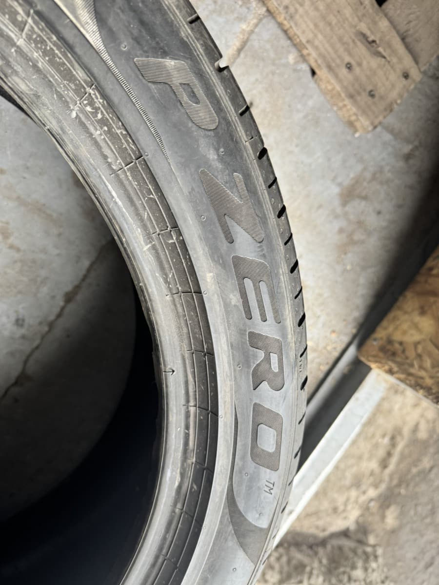 Вживані шини Pirelli PzeroTm 275/40 R 20