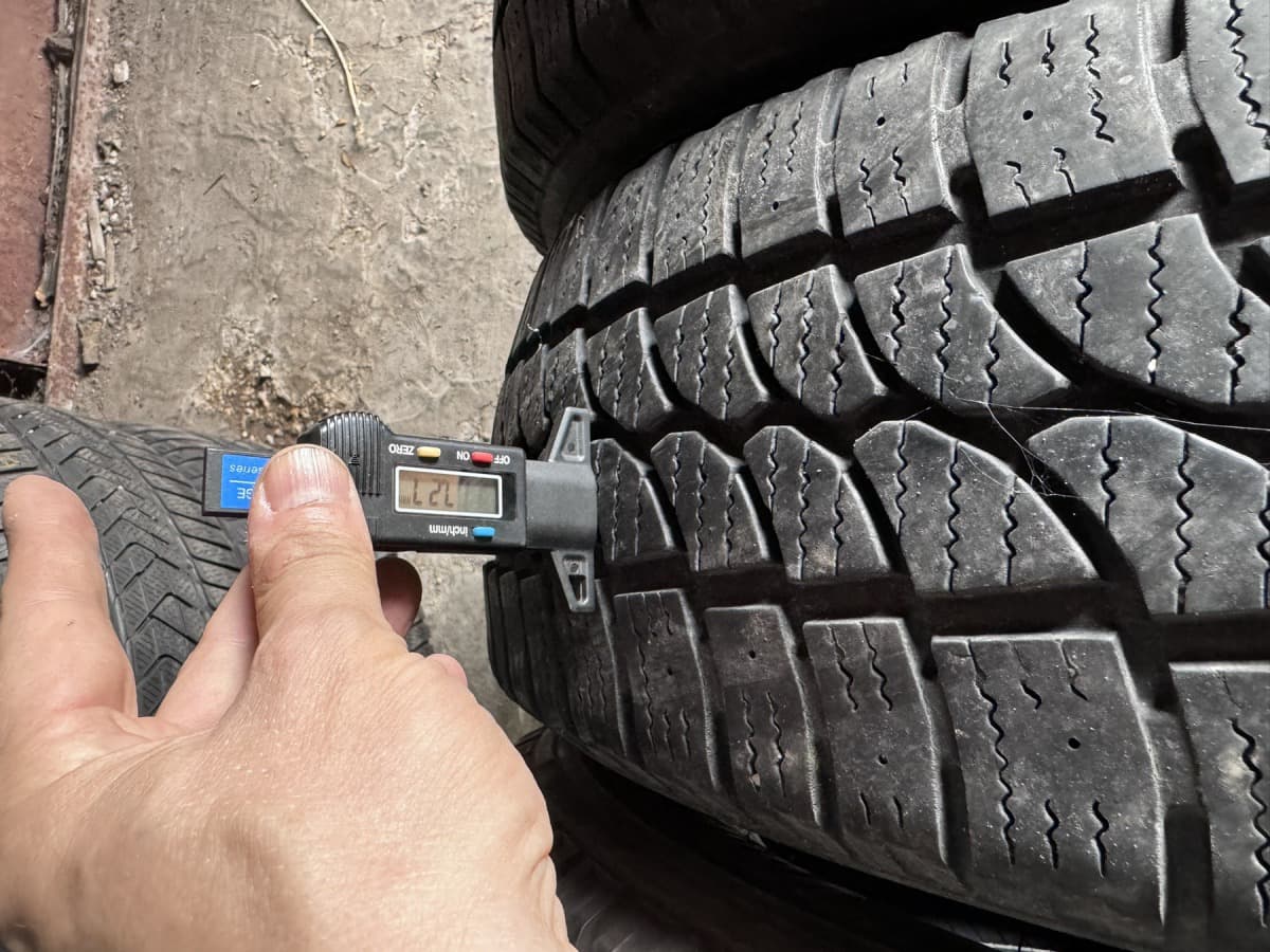 Вживані шини Riken Cargo Winter 225/65 R 16C