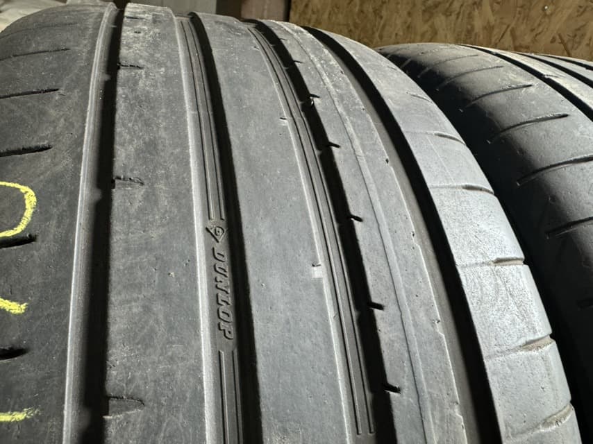 Вживані шини Dunlop Sport Maxx RT2 255/40 R 19