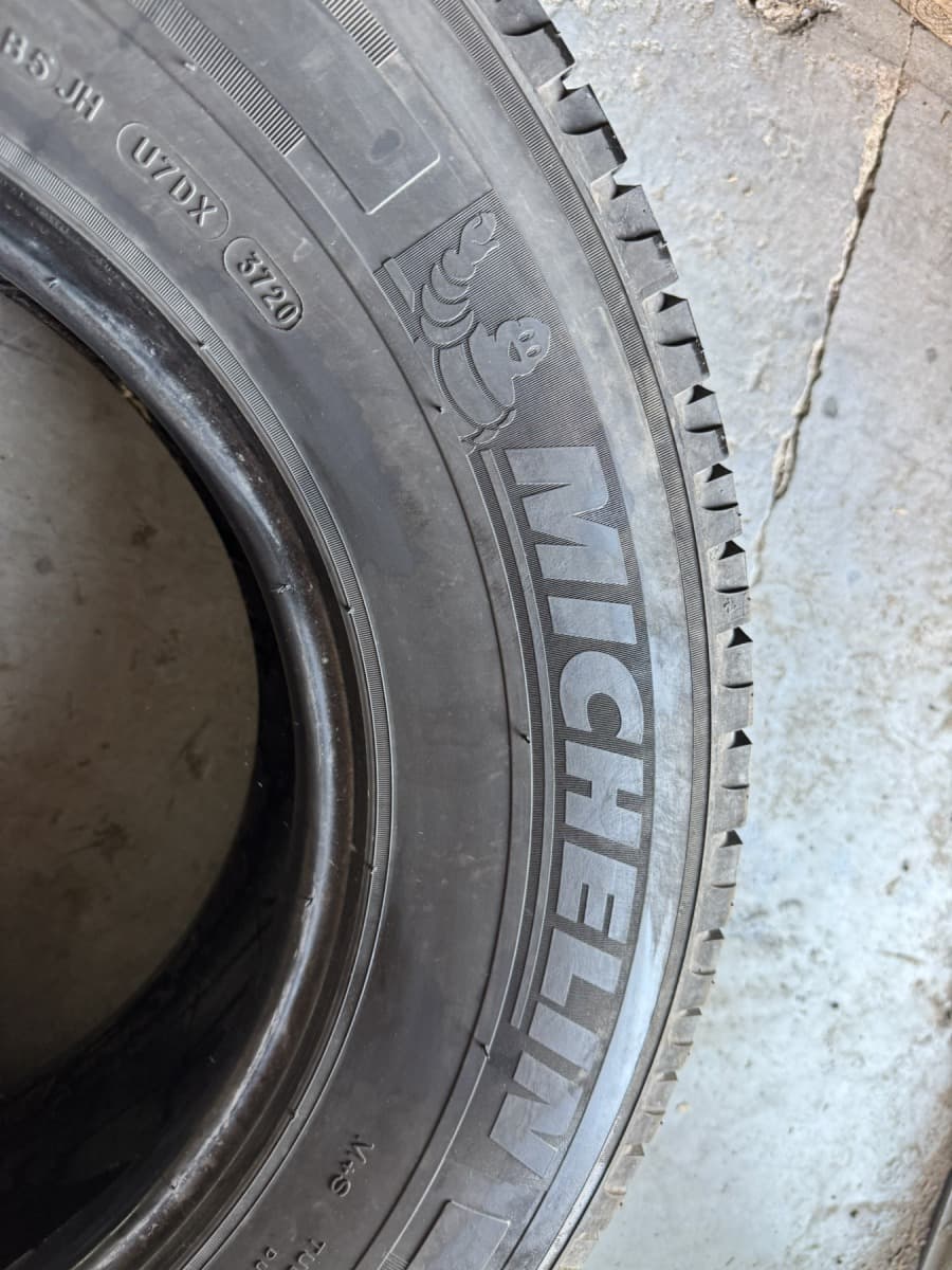 Вживані шини Michelin AgilisCamping 225/75 R 16C