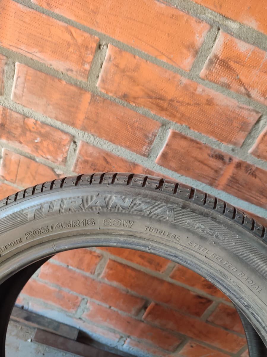 Вживані шини Bridgestone Turanza ER30 205/45 R 16