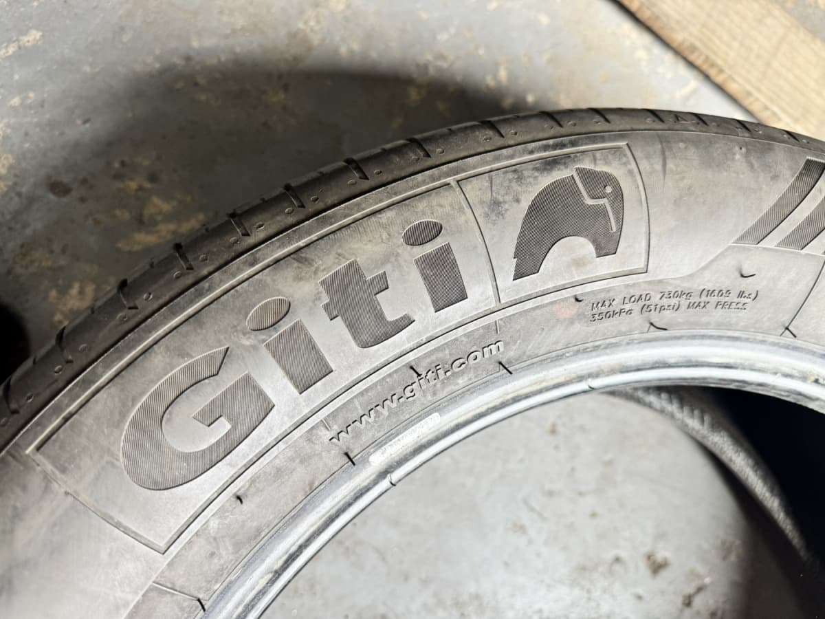 Вживані шини Giti Giti Synergy H2 225/55 R 17