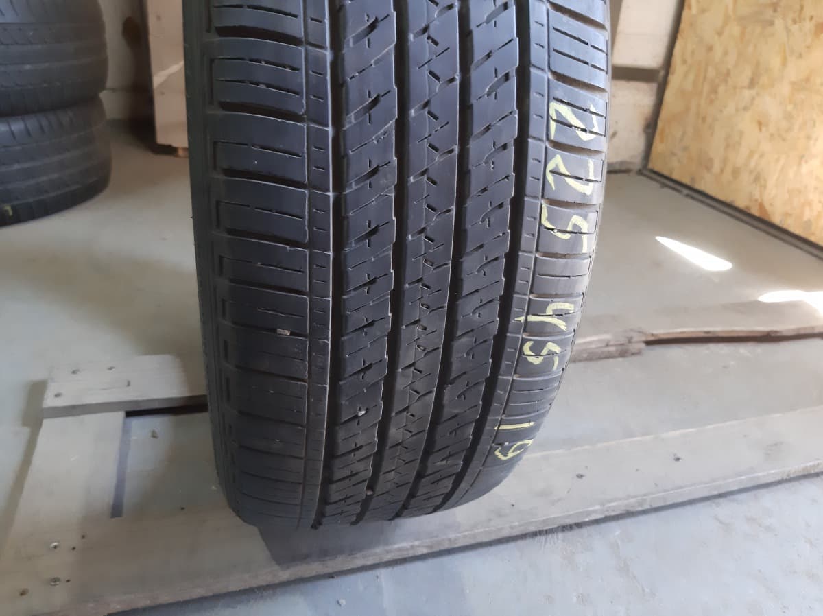 Придбати вживані шини Bridgestone Econia HL 442 plus 225/45 R 19
