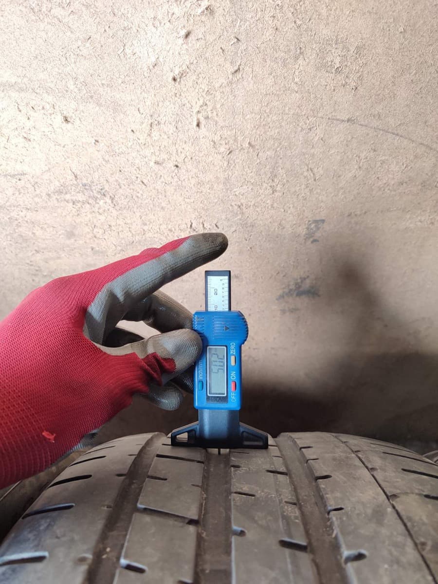 Вживані шини Pirelli Pzero TM AO 265/35 R 20
