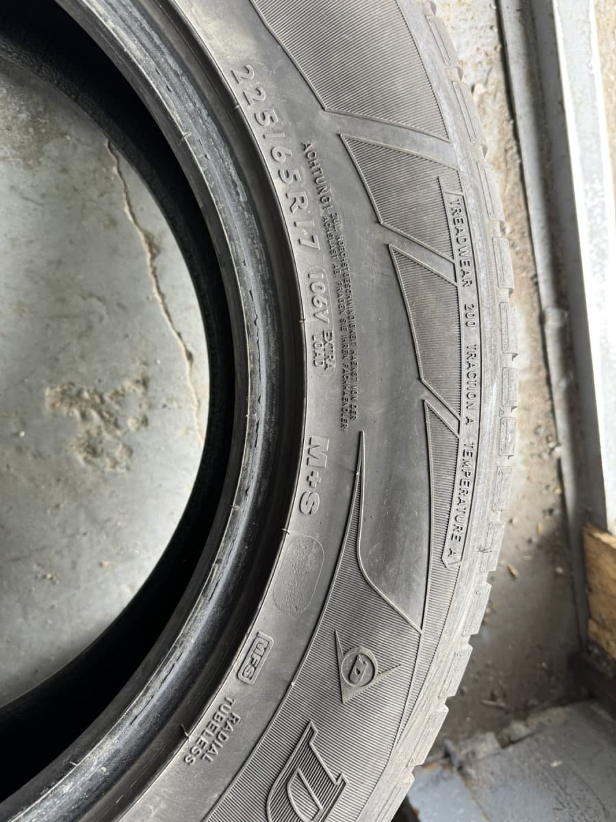 Вживані шини Dunlop Grand TREK Touring A/S 225/65 R 17