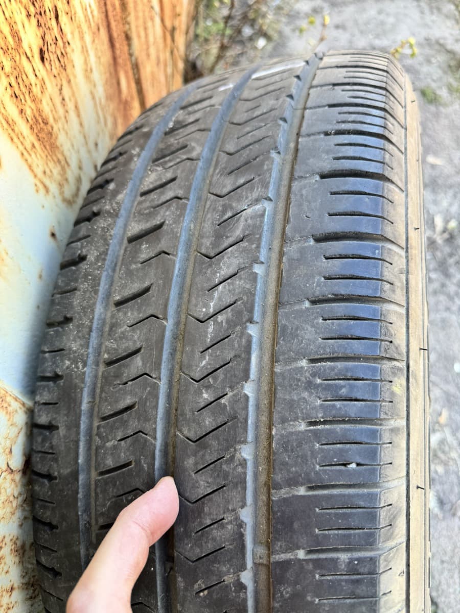 Вживані шини Hankook Radial RA 28E 215/65 R 16C