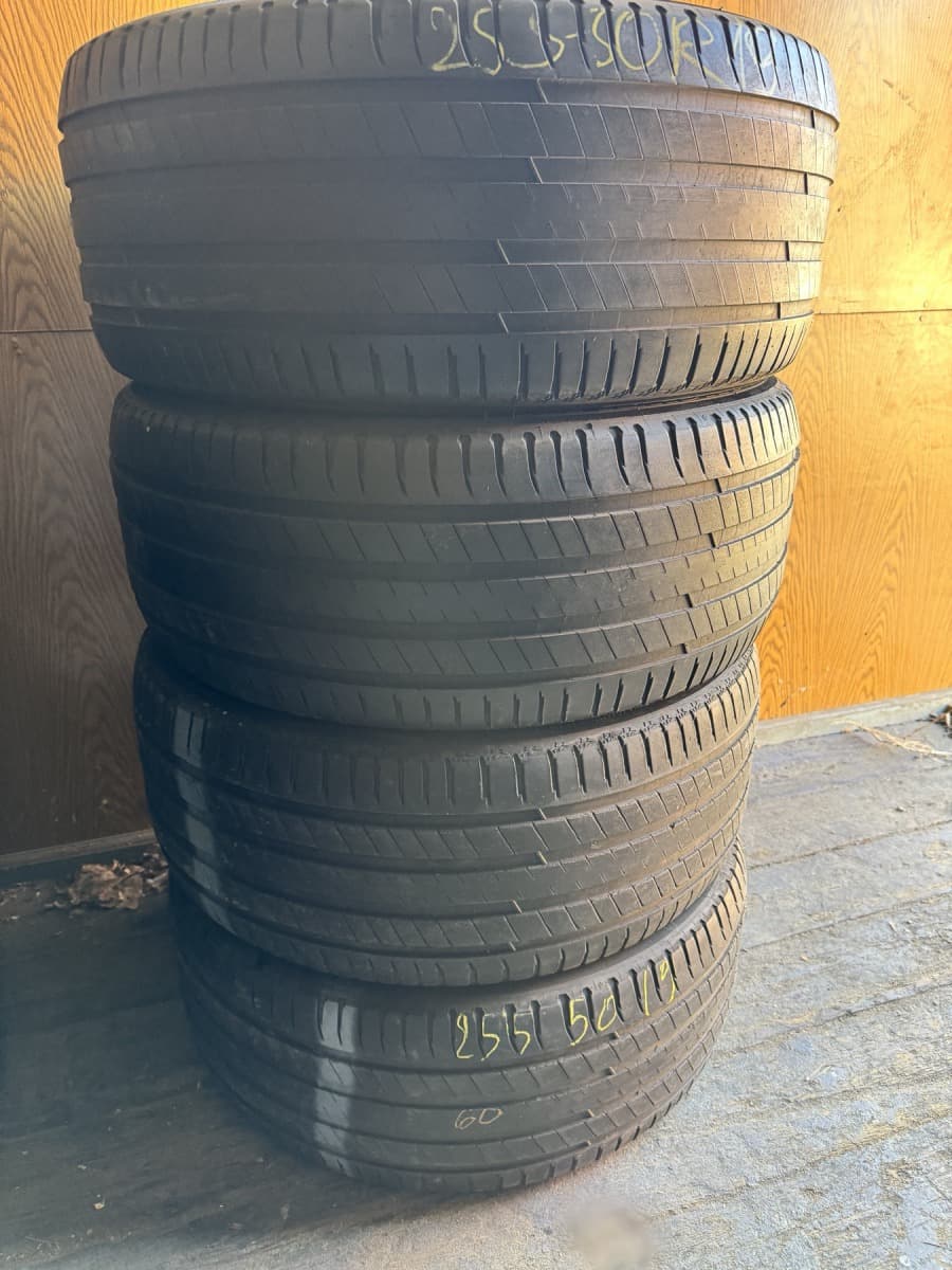 Вживані шини Michelin Latitude Sport 3 255/50 R 19