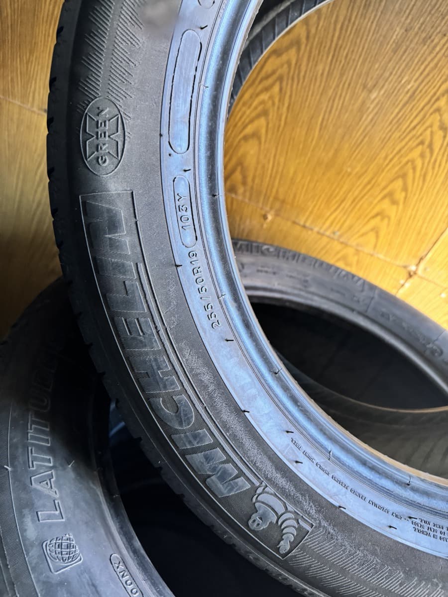 Вживані шини Michelin Latitude Sport 3 255/50 R 19