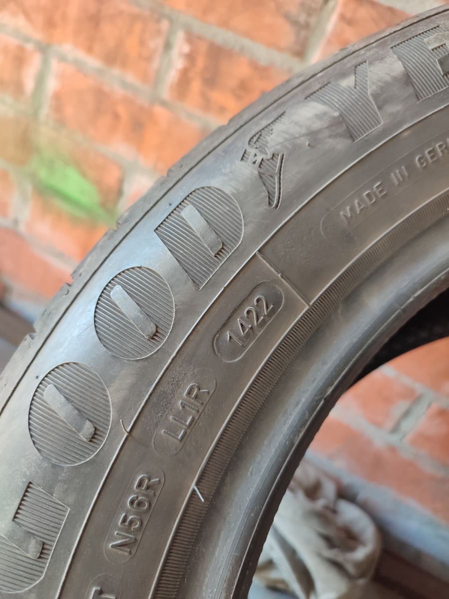 Вживані шини Good Year Efficient Grip 225/55 R 16