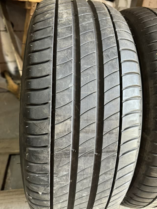 Вживані шини Michelin Primacy 3 215/55 R 17