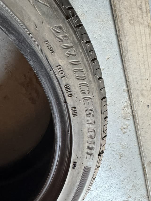 Вживані шини Bridgestone Potenza RE97AS 235/45 R 18