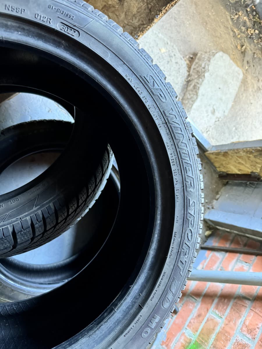 Вживані шини Dunlop SP Winter Sport 3D 235/45 R 17