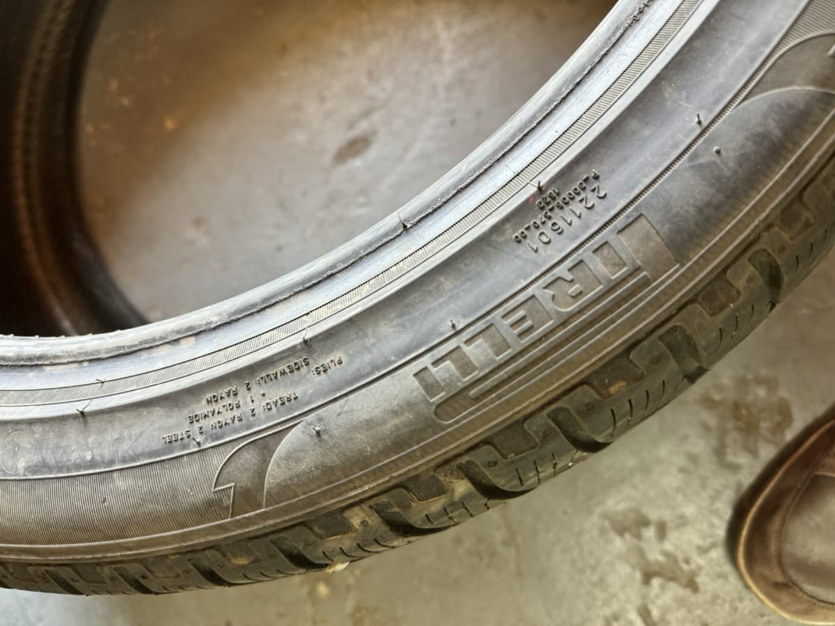 Вживані шини Pirelli ScorpionWinter 295/35 R 21