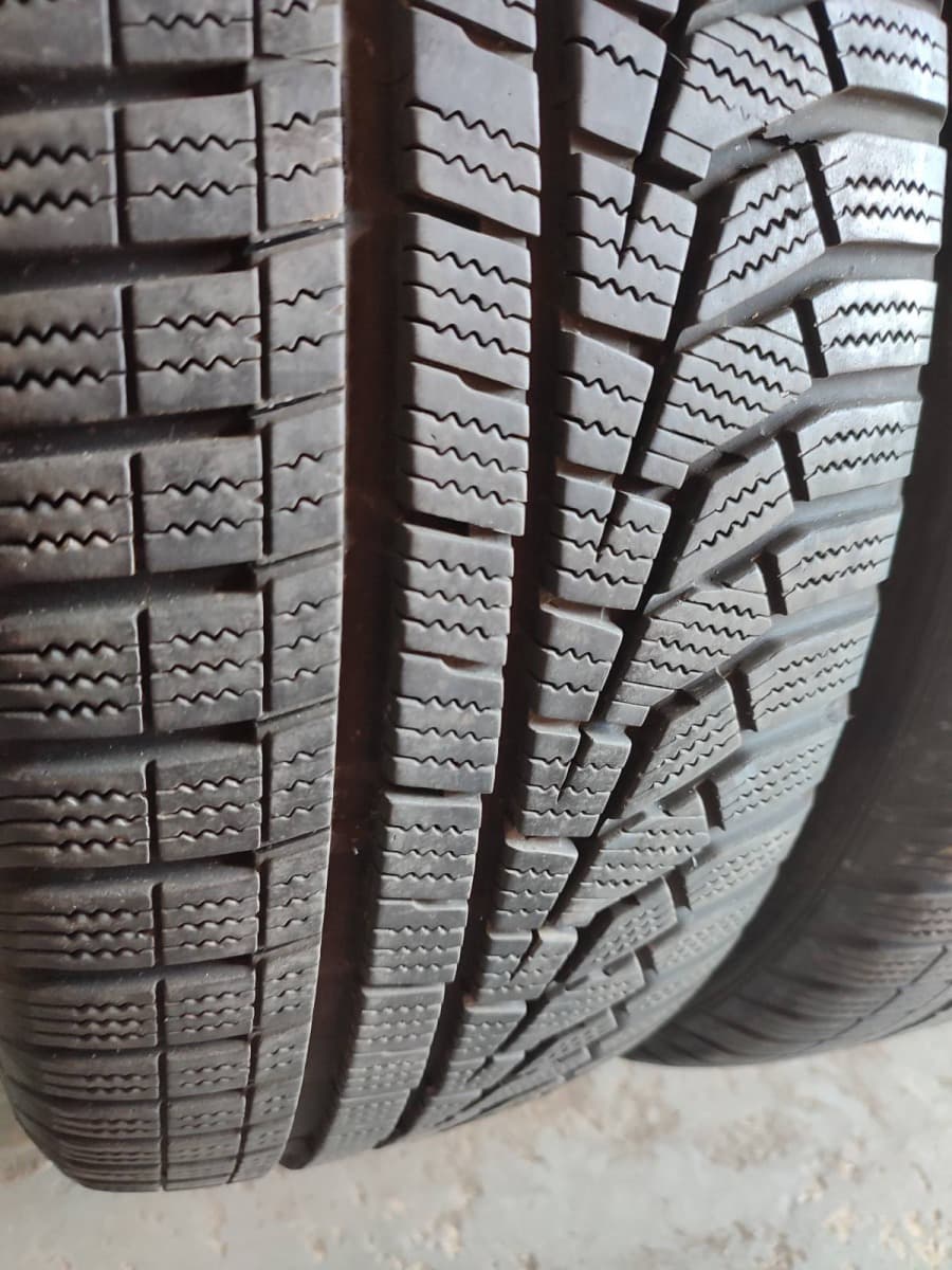 Вживані шини Hankook Winter I cept EVO 2  225/60 R 18