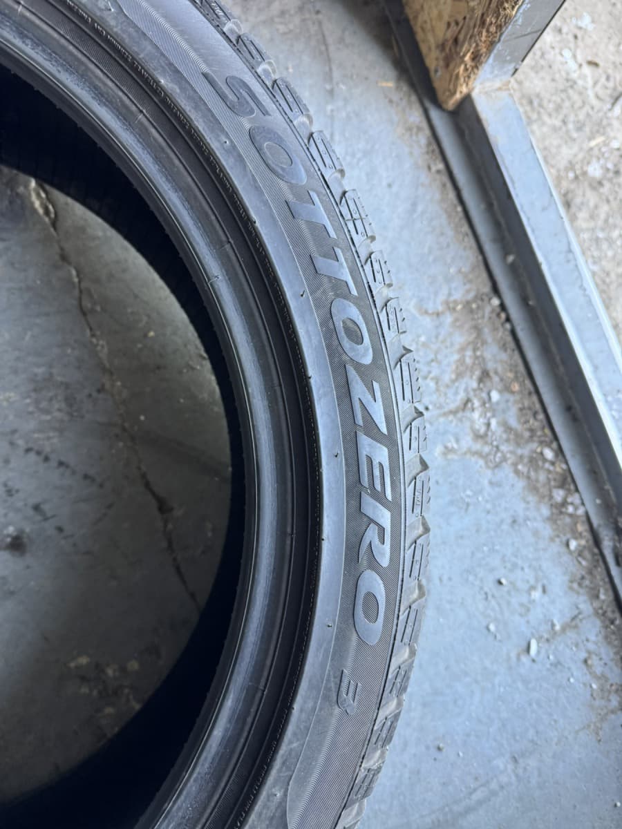 Вживані шини Dunlop Winter Sport 5  245/45 R 18