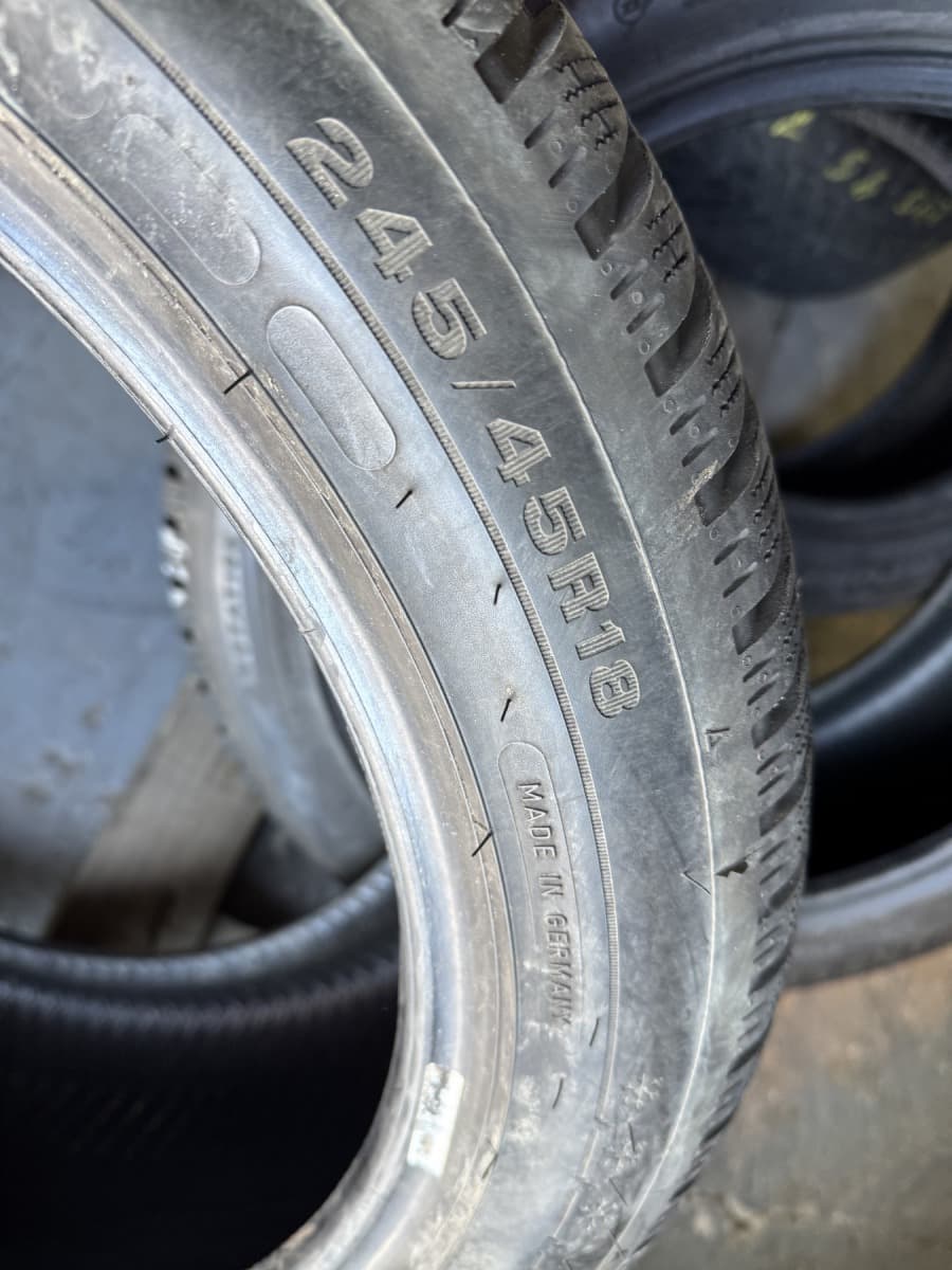 Вживані шини Dunlop Winter Sport 5  245/45 R 18
