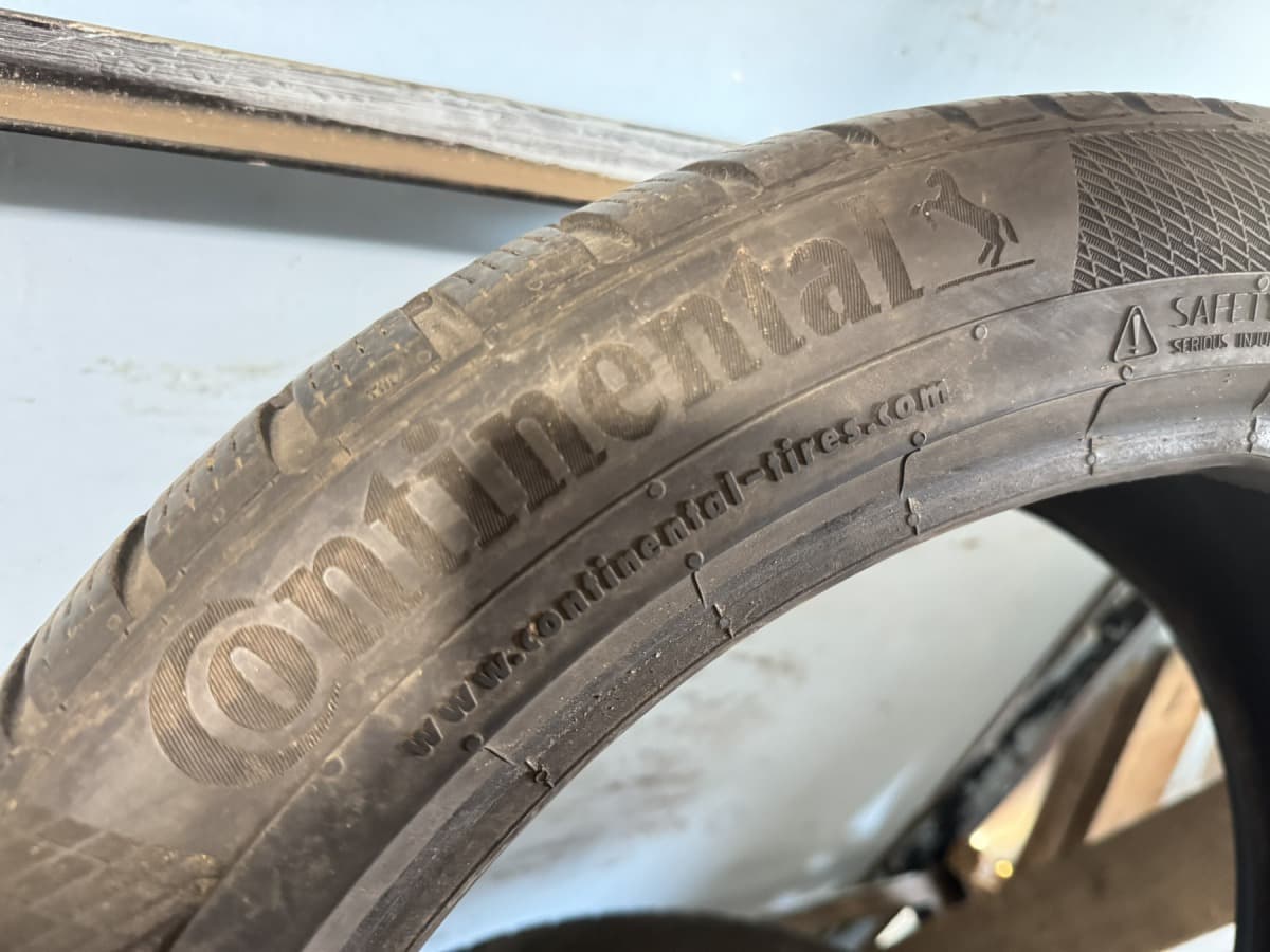 Вживані шини Continental ContiWinterContact TS 850Р 235/45 R 18