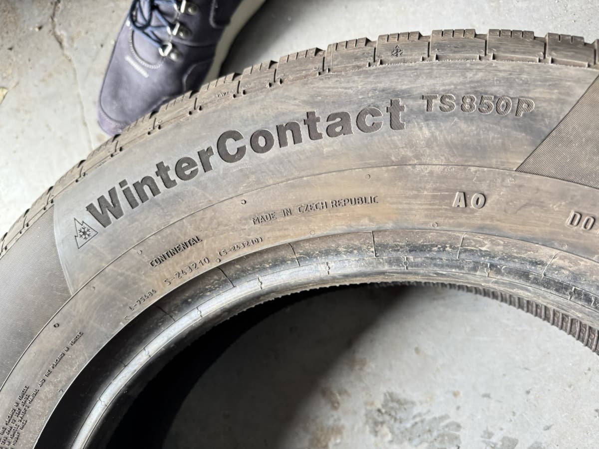 Вживані шини Continental WinterContact TS 850P  235/65 R 17