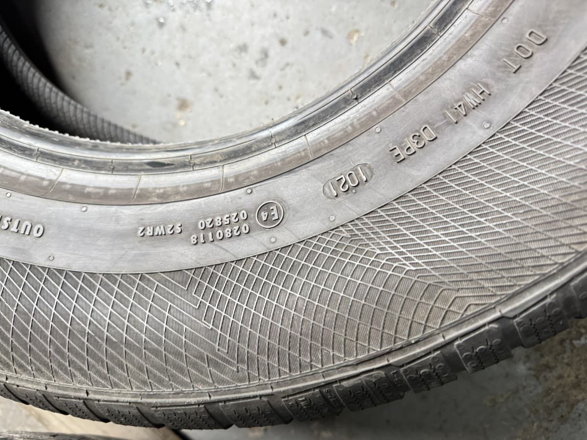 Вживані шини Continental WinterContact TS 850P  235/65 R 17