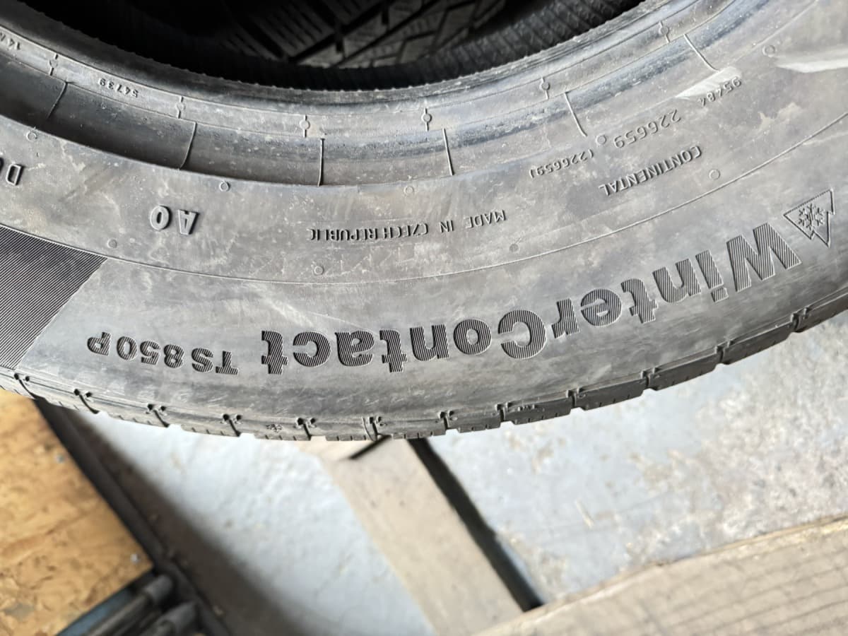 Вживані шини Continental WinterContact TS 850P  235/65 R 17