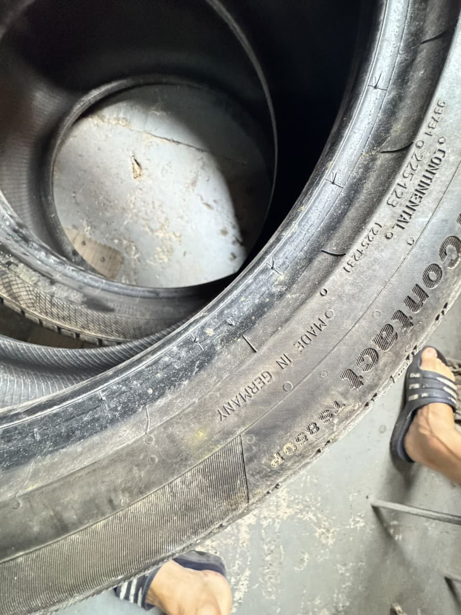 Вживані шини Continental WinterContact TS850P 245/40 R 18