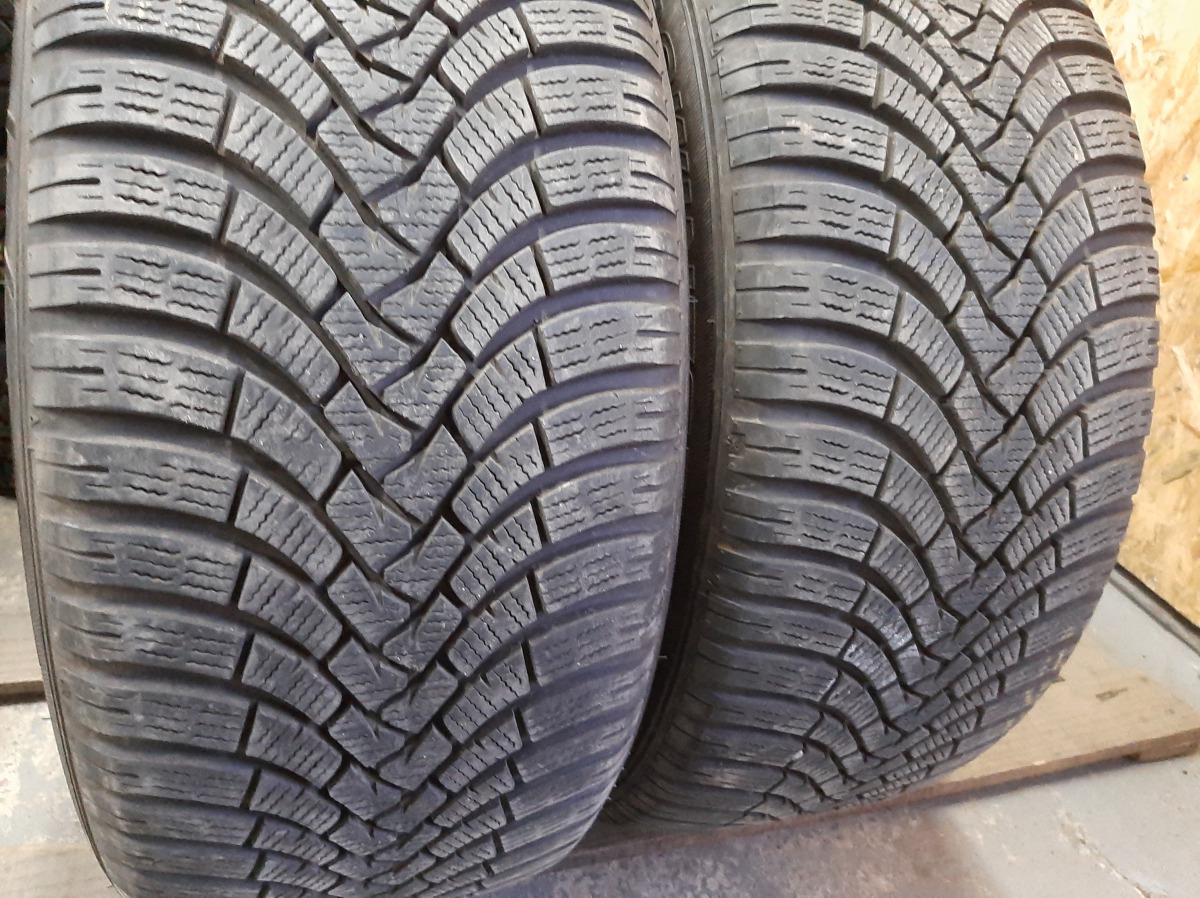 Придбати вживані шини Falken Eurowinter HS 01  255/50 R 19