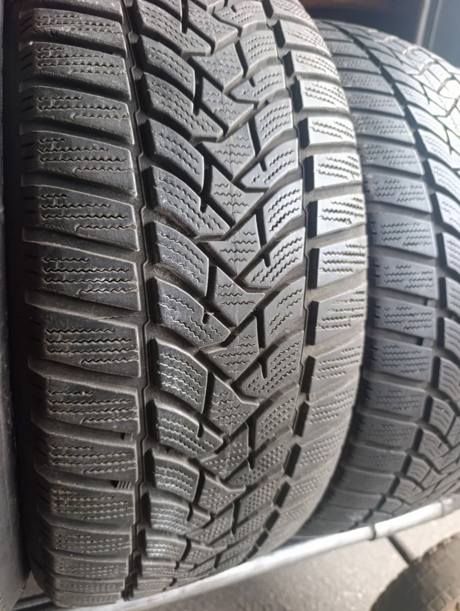 Вживані шини Dunlop Winter Sport 5   205/50 R 17