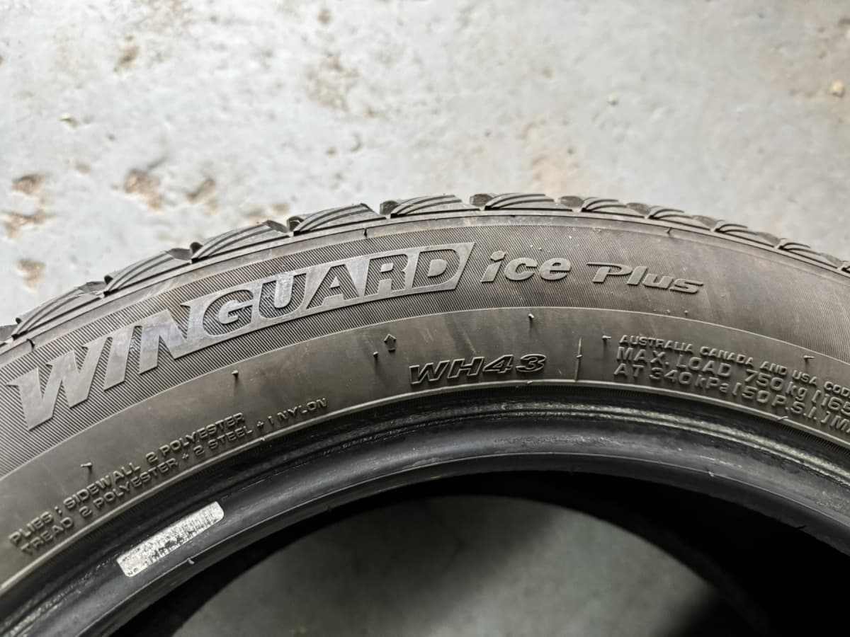 Вживані шини Roadstone Winguard Ice Plus 225/50 R 17