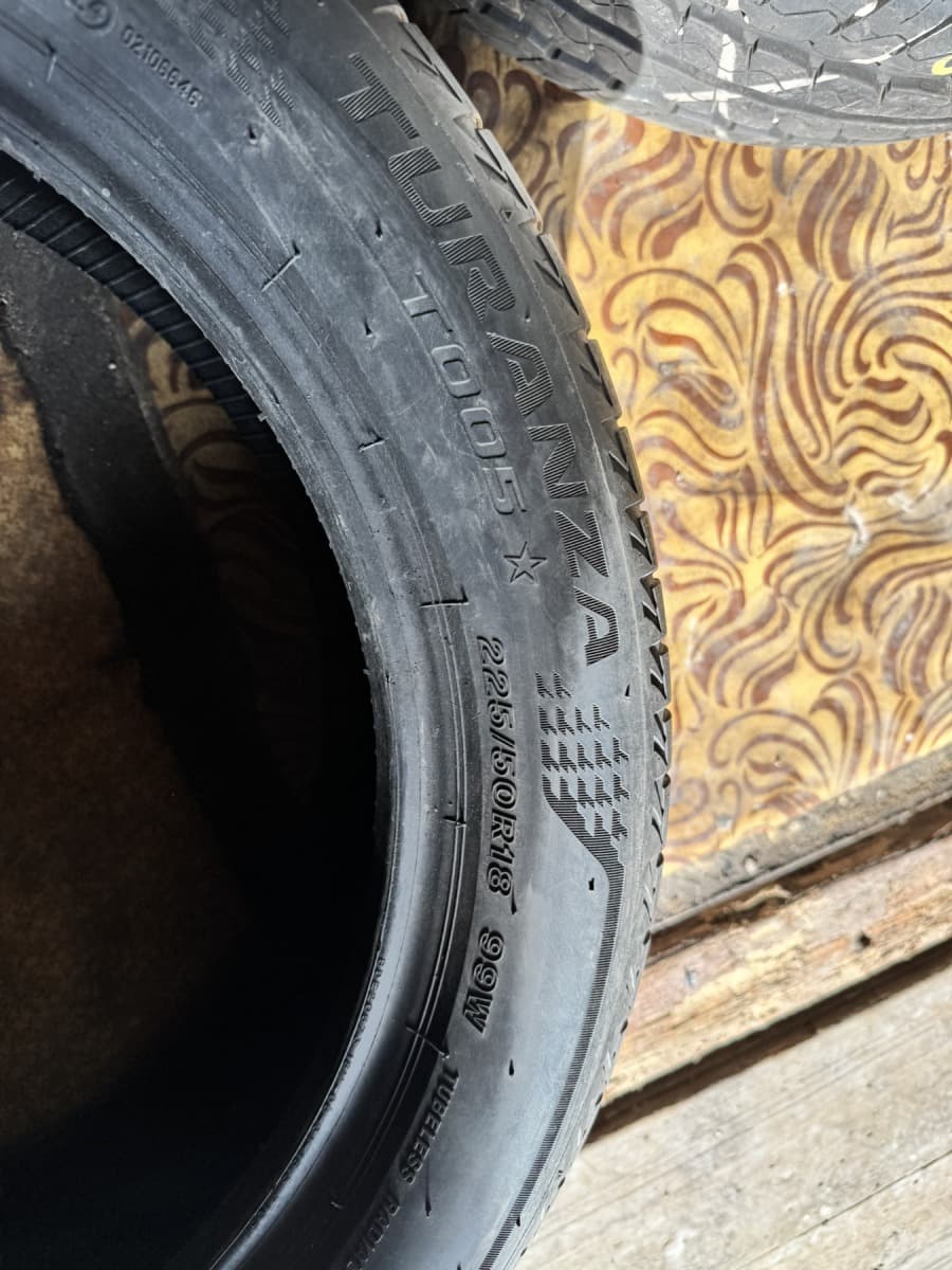 Вживані шини Bridgestone Turanza T005* 225/50 R 18