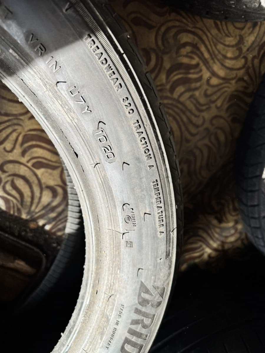 Вживані шини Bridgestone Turanza T005* 225/50 R 18