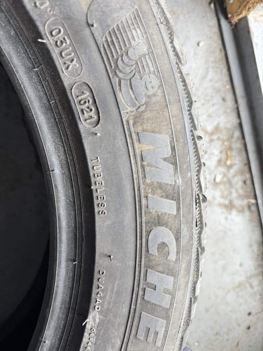 Вживані шини Michelin Pilot Alpin 5 SUV  235/55 R 18