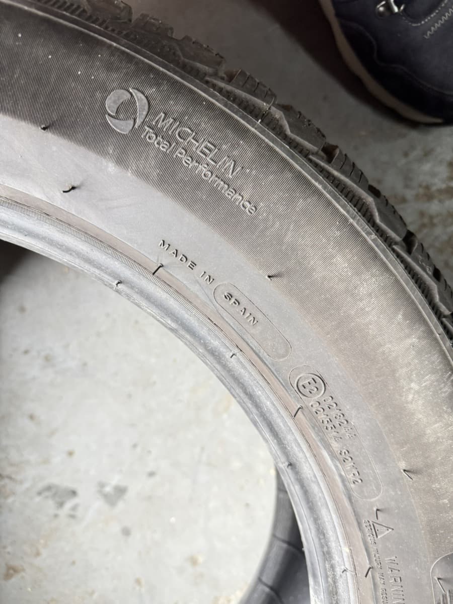 Вживані шини Michelin Pilot Alpin 5 SUV  235/55 R 18