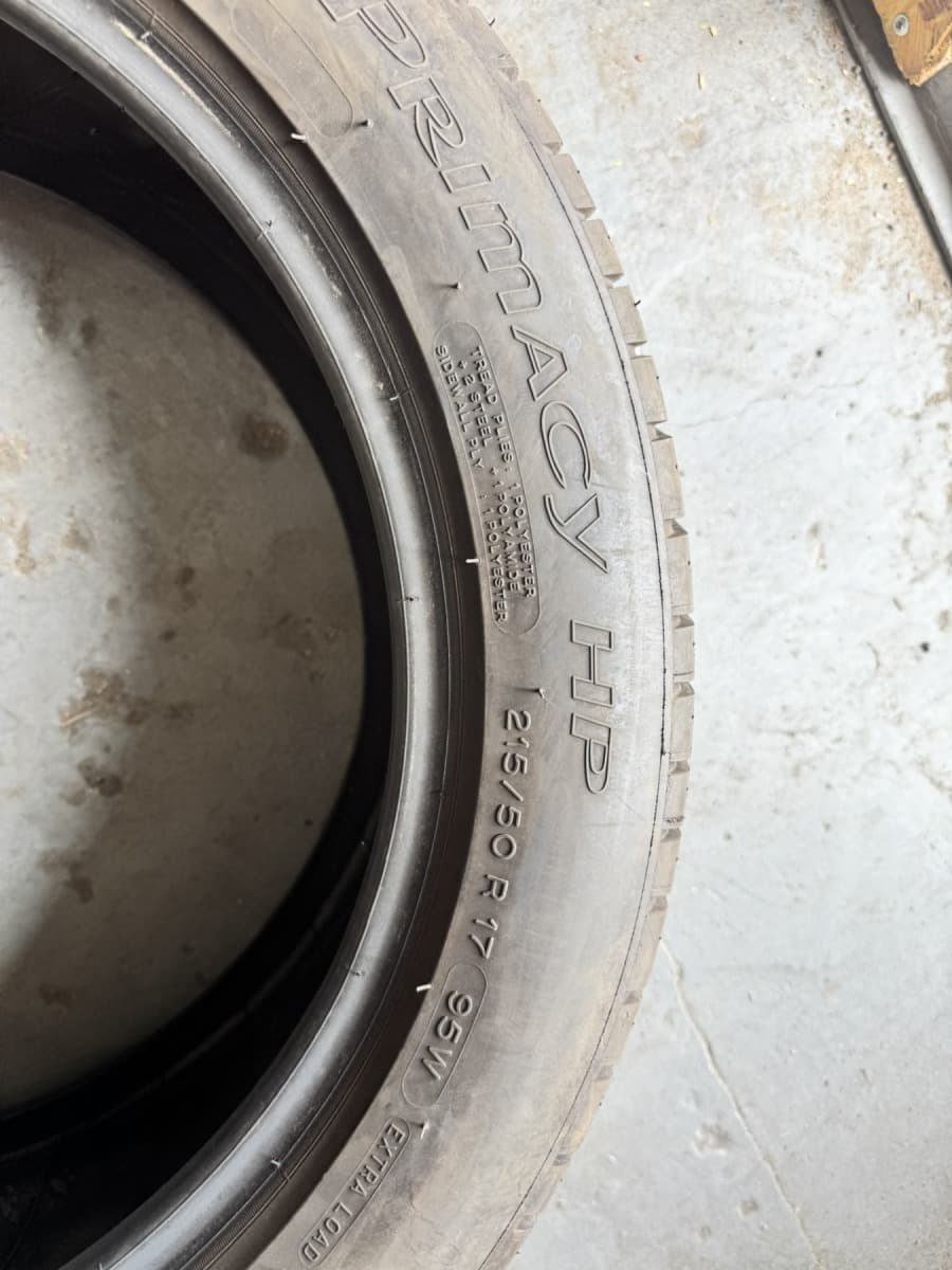 Вживані шини Michelin Primacy HP   215/50 R 17