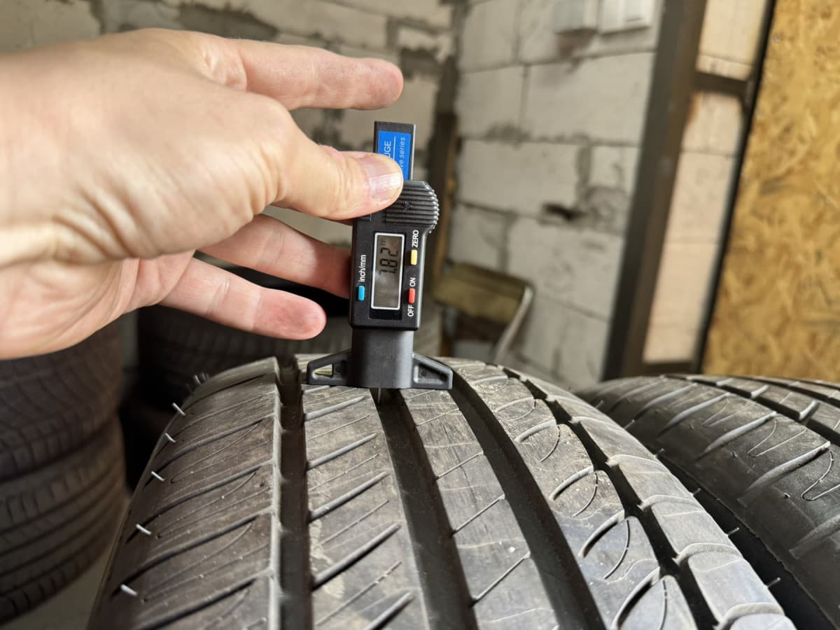Вживані шини Michelin Primacy HP   215/50 R 17