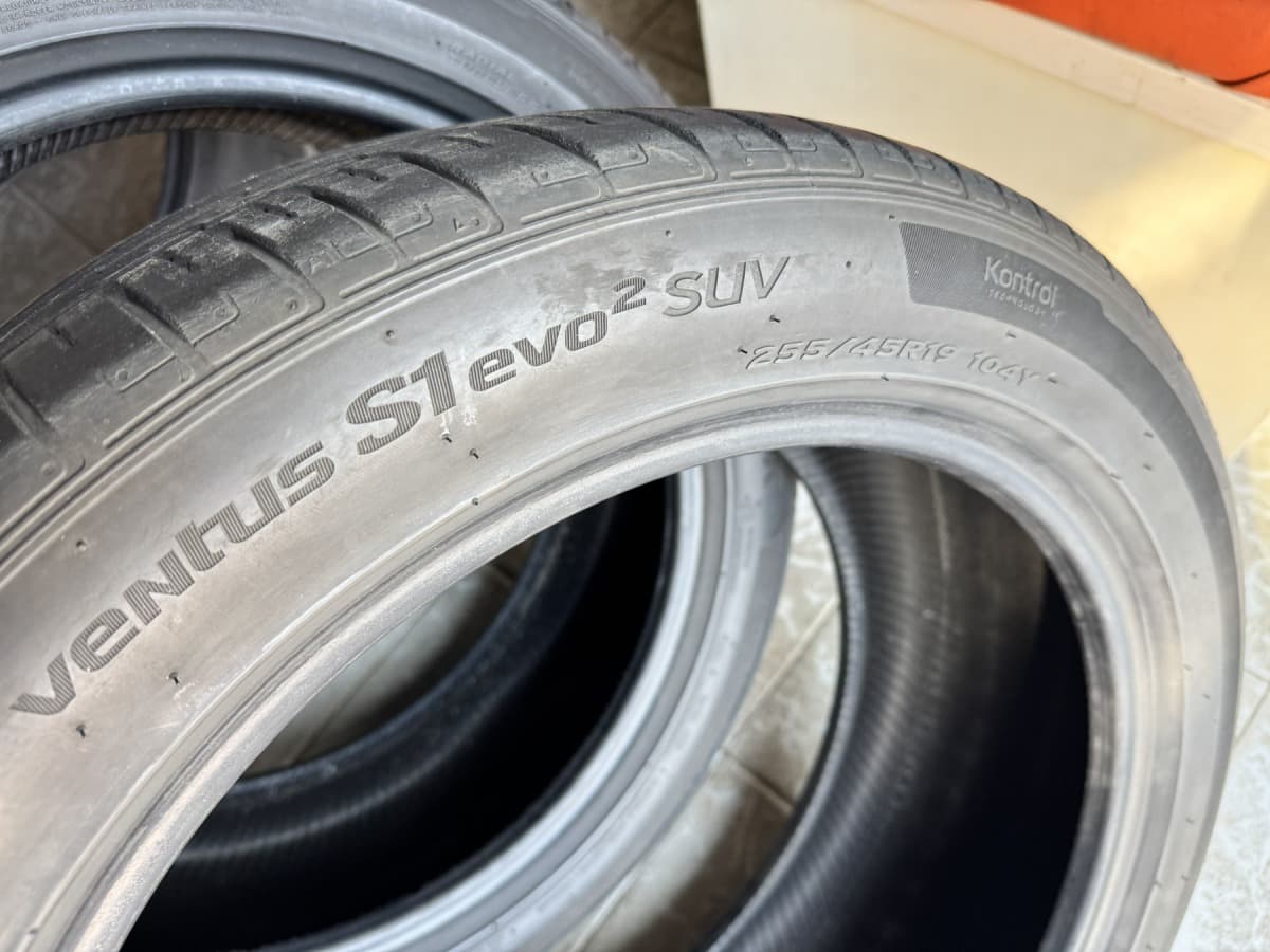 Вживані шини Hankook Ventus S1 EVO2 255/45 R 19