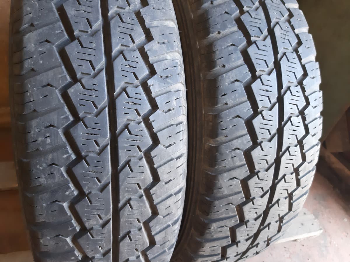 Вживані шини Hankook Radial RA 10  195/70 R 15C