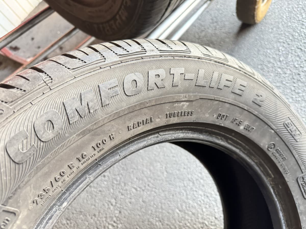 Вживані шини Semperit Comfort-Life 2  235/60 R 16