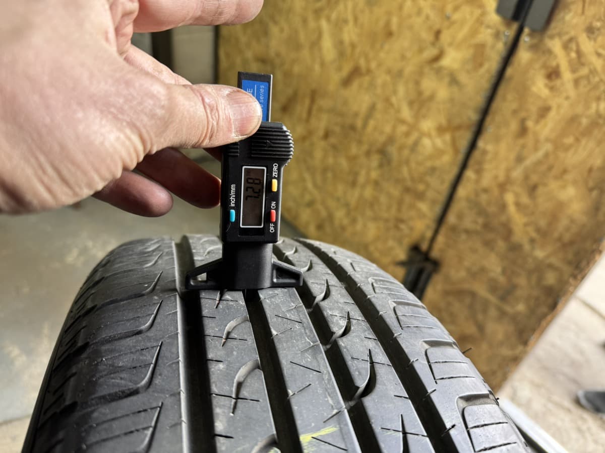 Вживані шини Good Year Efficient Grip 4*4 225/65 R 17
