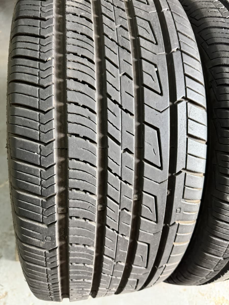 Вживані шини Cooper CSS Ultra Touring 235/45 R 18