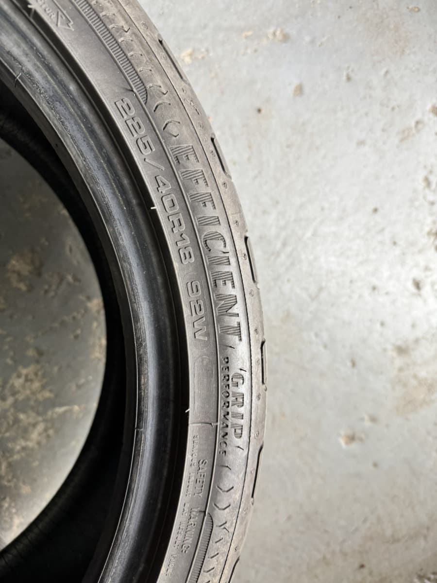 Вживані шини GoodYear EfficientGrip Performance 225/40 R 18