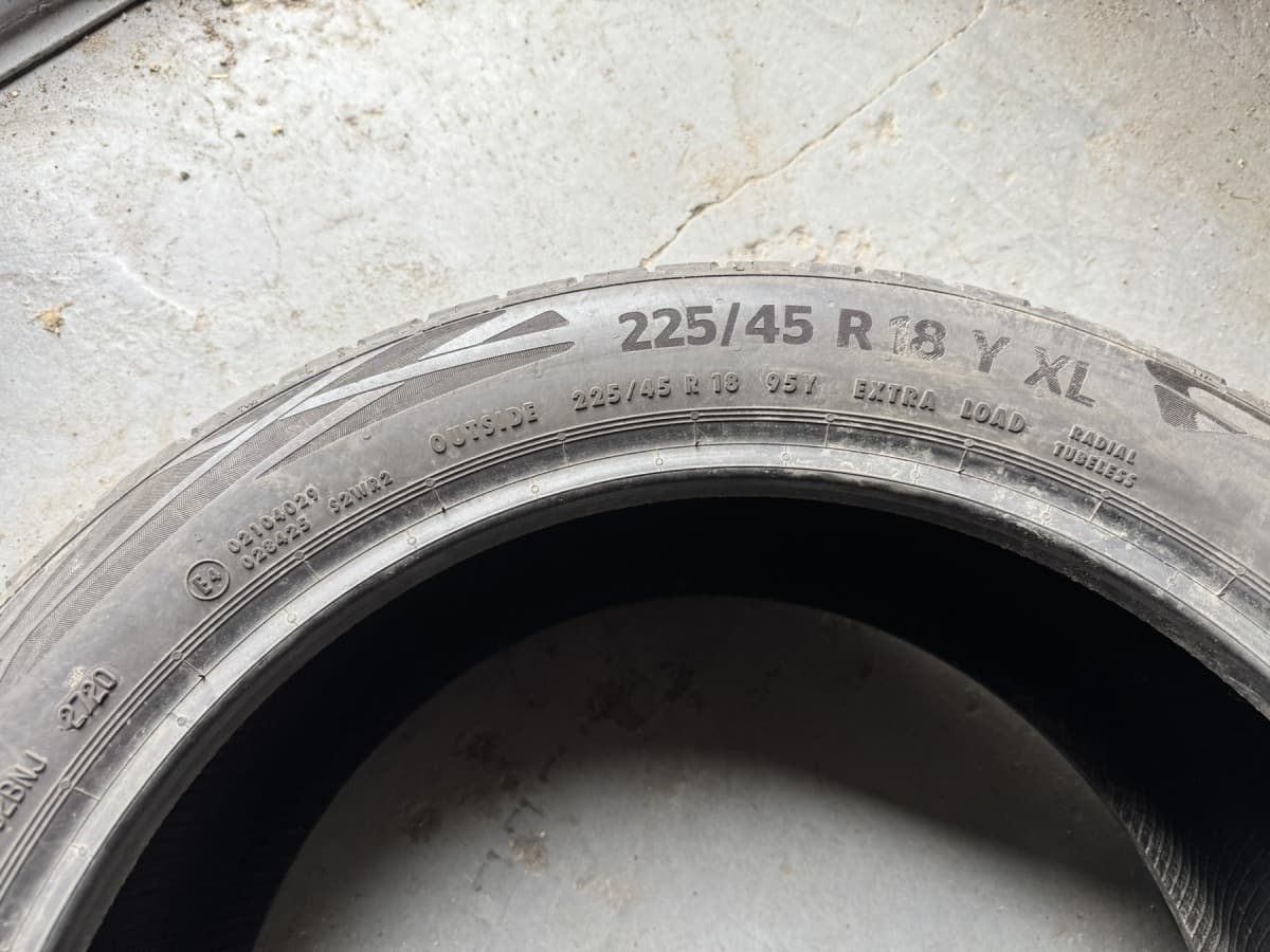 Вживані шини Continental EcoContact 6 225/45 R 18