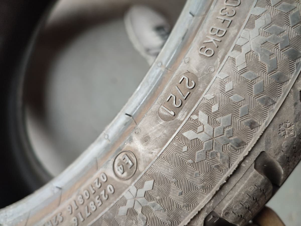 Вживані шини Continental WinterContact TS 870P    235/40 R 19
