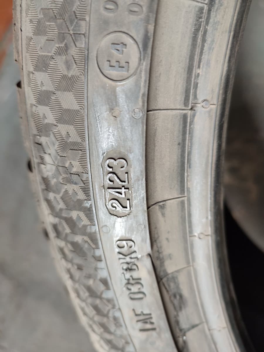 Вживані шини Continental WinterContact TS 870P    235/40 R 19