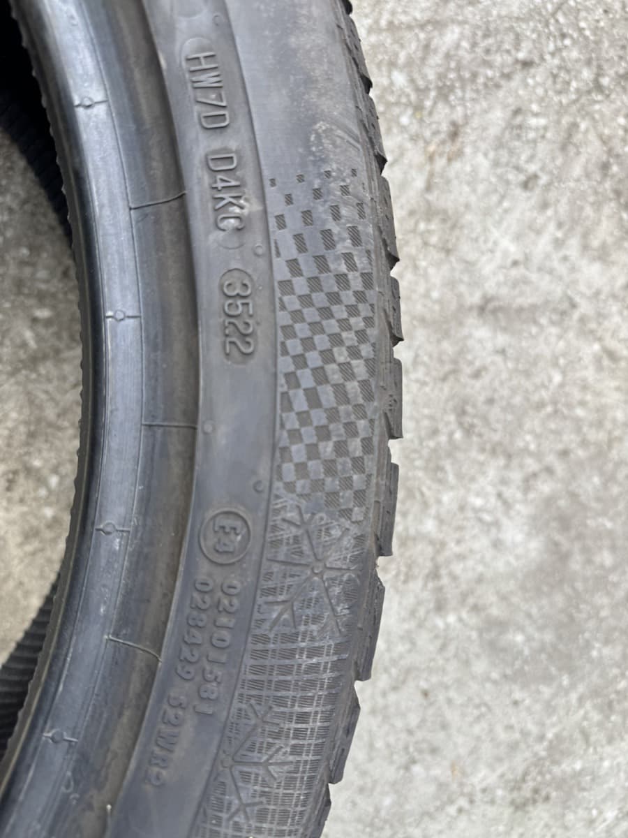 Вживані шини Continental Winter Contact TS 860S  295/35 R 21