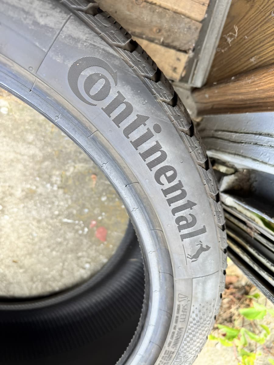 Вживані шини Continental Winter Contact TS 860S  295/35 R 21