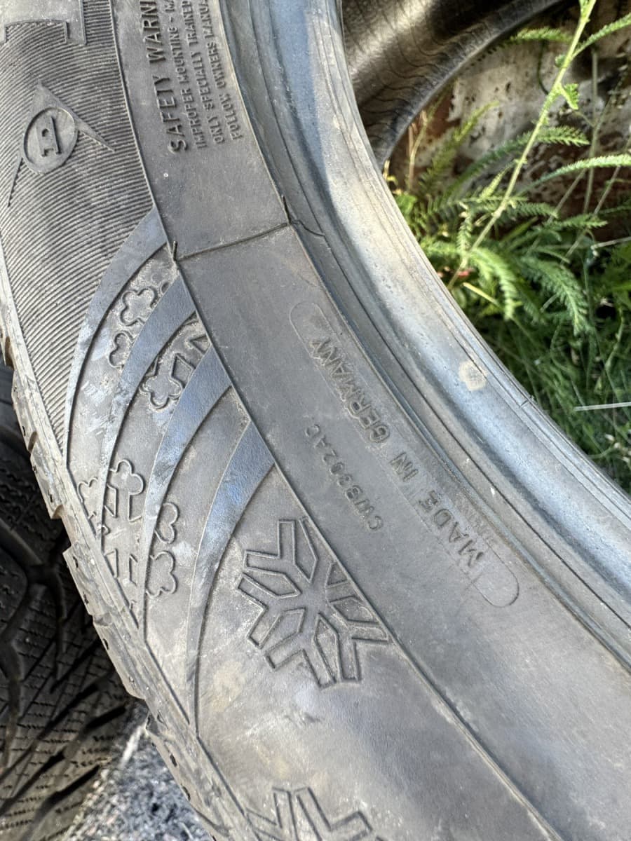 Вживані шини Dunlop SP  WinterSport  4D NO   235/55 R 19